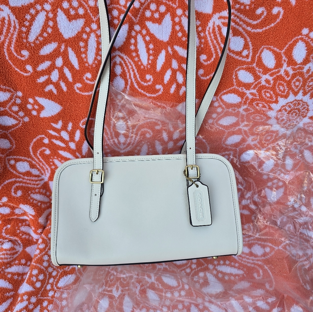 Coach Swing Zip Shoulder Bag - Picture 11 of 16